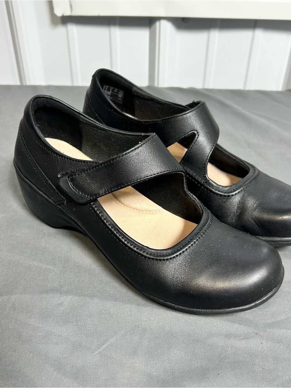 Clarks Black Mary Jane Comfort Flats with Hook Strap